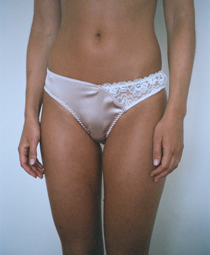 Kirsten Panty